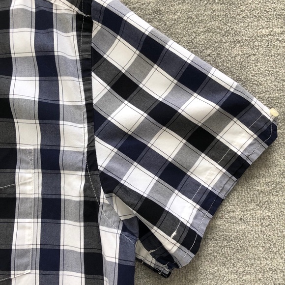 Tommy Hilfiger Custom Fit Plaid Buttondown - Picture 6 of 6